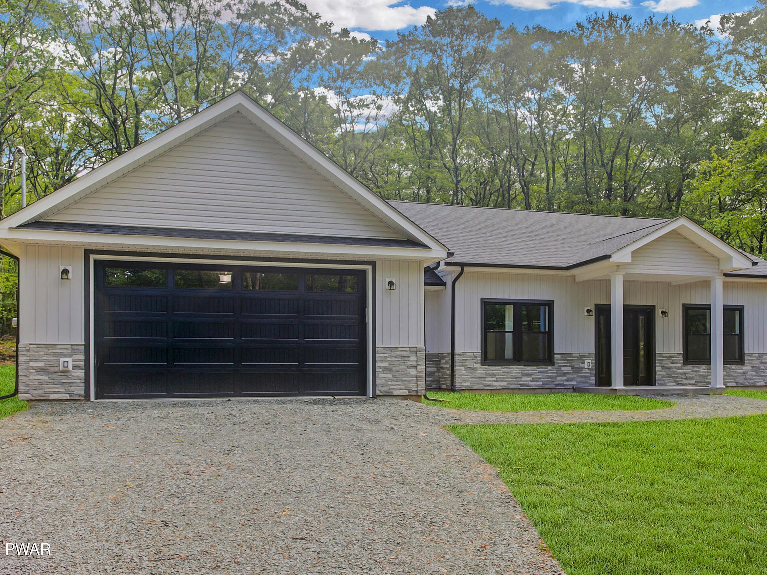 110 Middleton Dr Milford, PA 18337 - Thumbnail 2