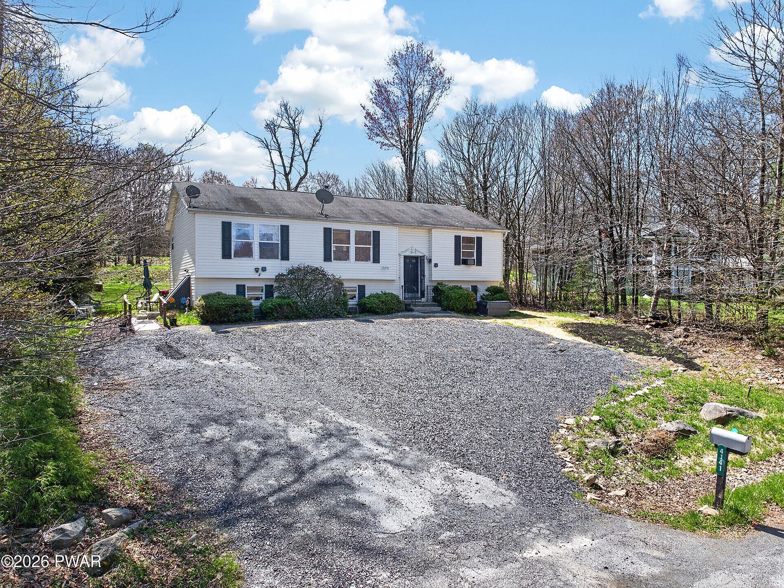 4141 Hickory Rd Tobyhanna, PA 18466  | Single Family