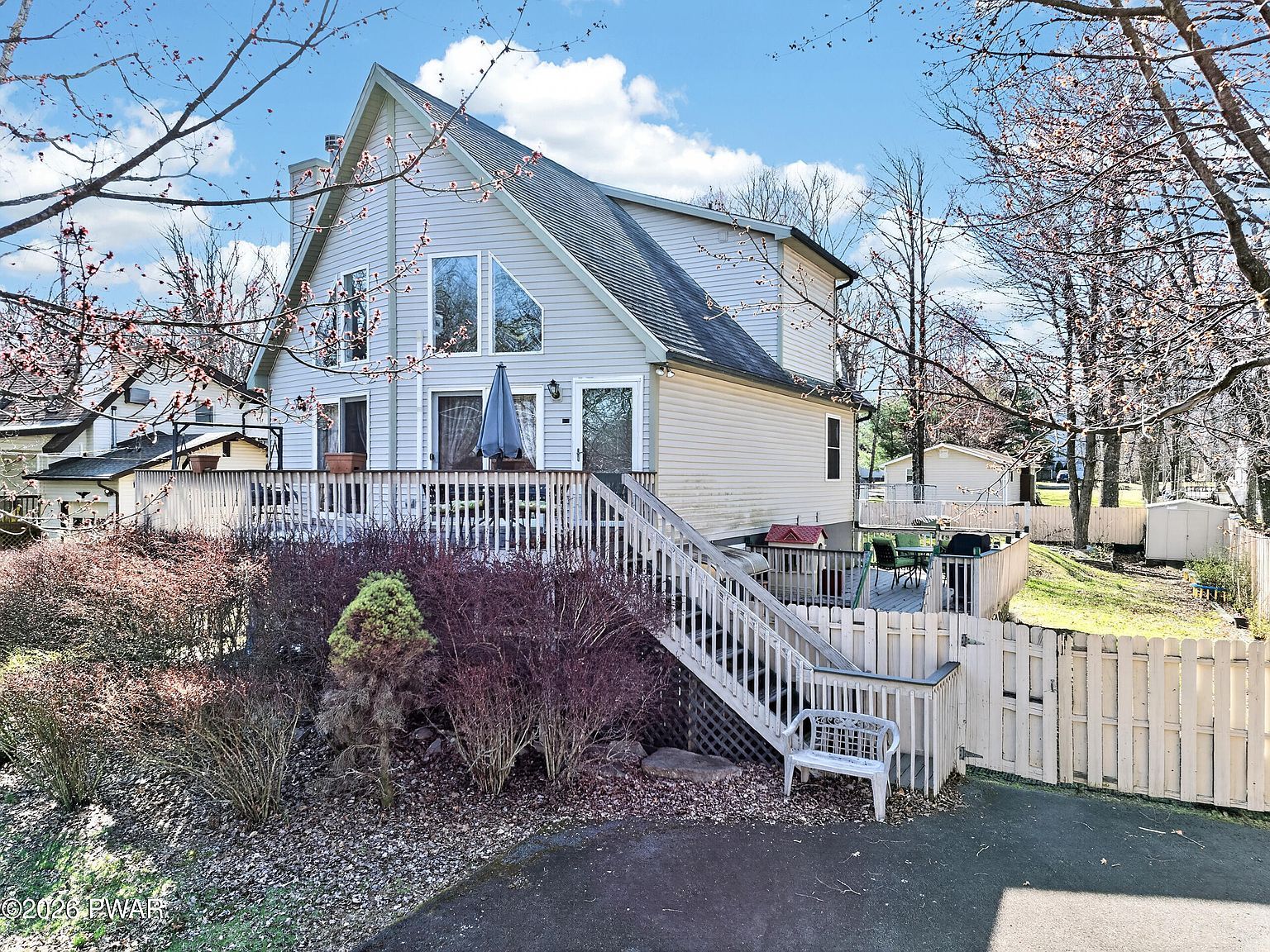 155 Skyview Rd Dingmans Ferry, PA 18328  | Single Family