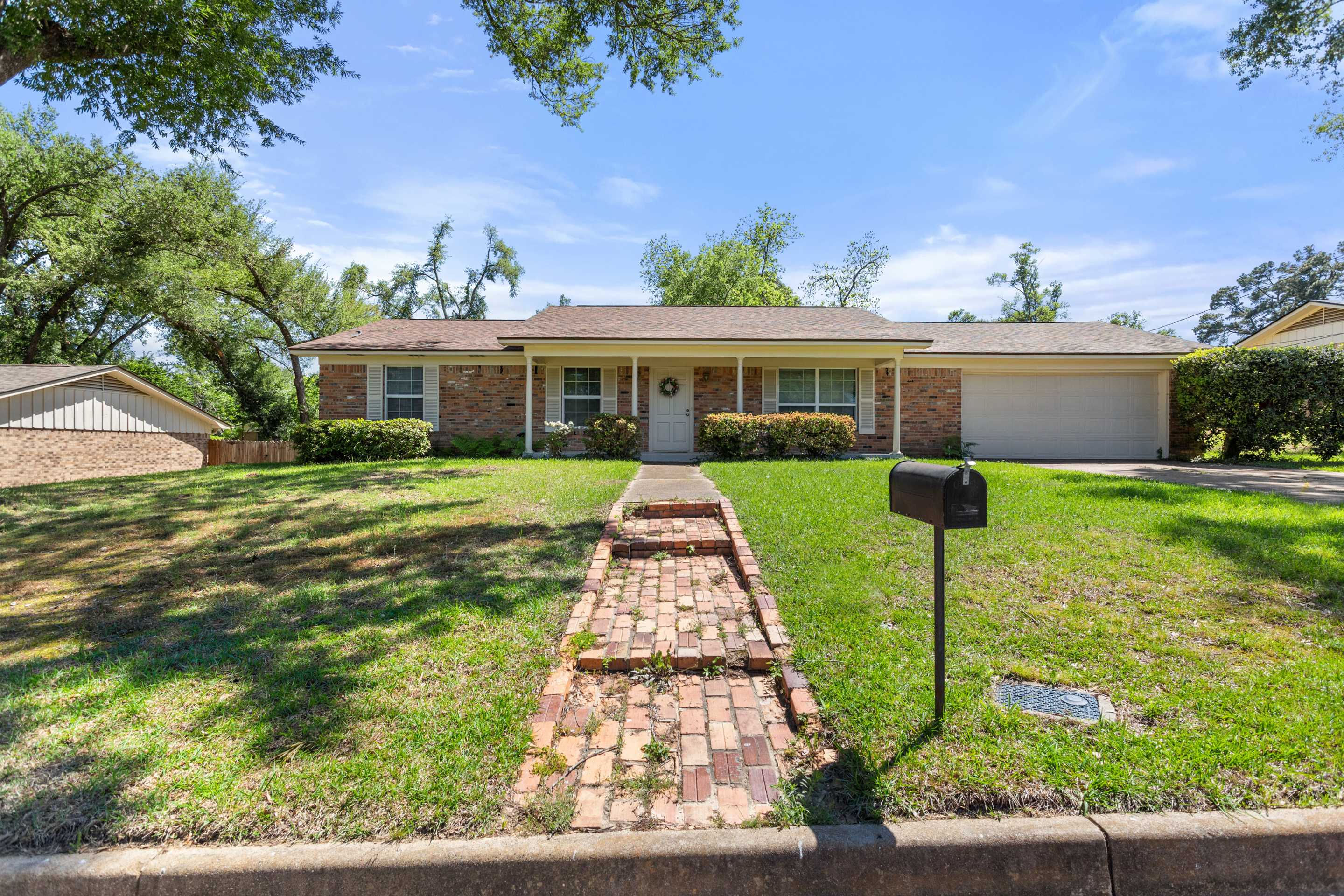 2213 Suanne Drive, Tyler, TX 75701, USA  | Single Family