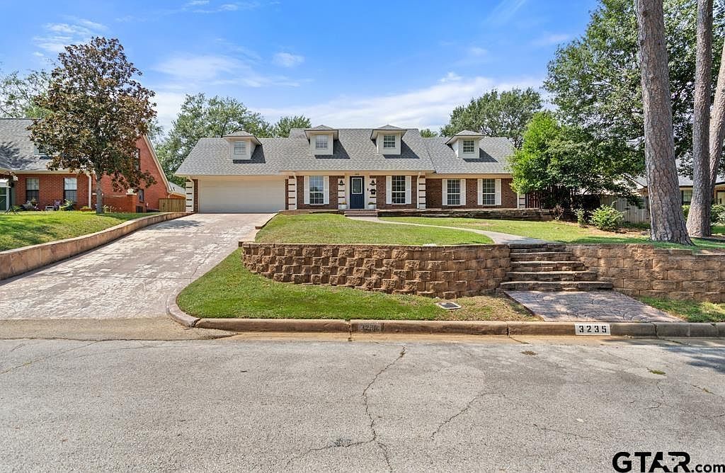 3235 Curtis Dr Tyler, TX 75701 - Thumbnail 2