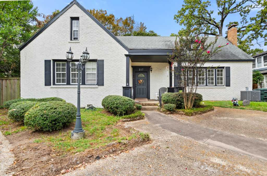 217 S Vine Ave, Tyler, TX 75702, USA  | Single Family