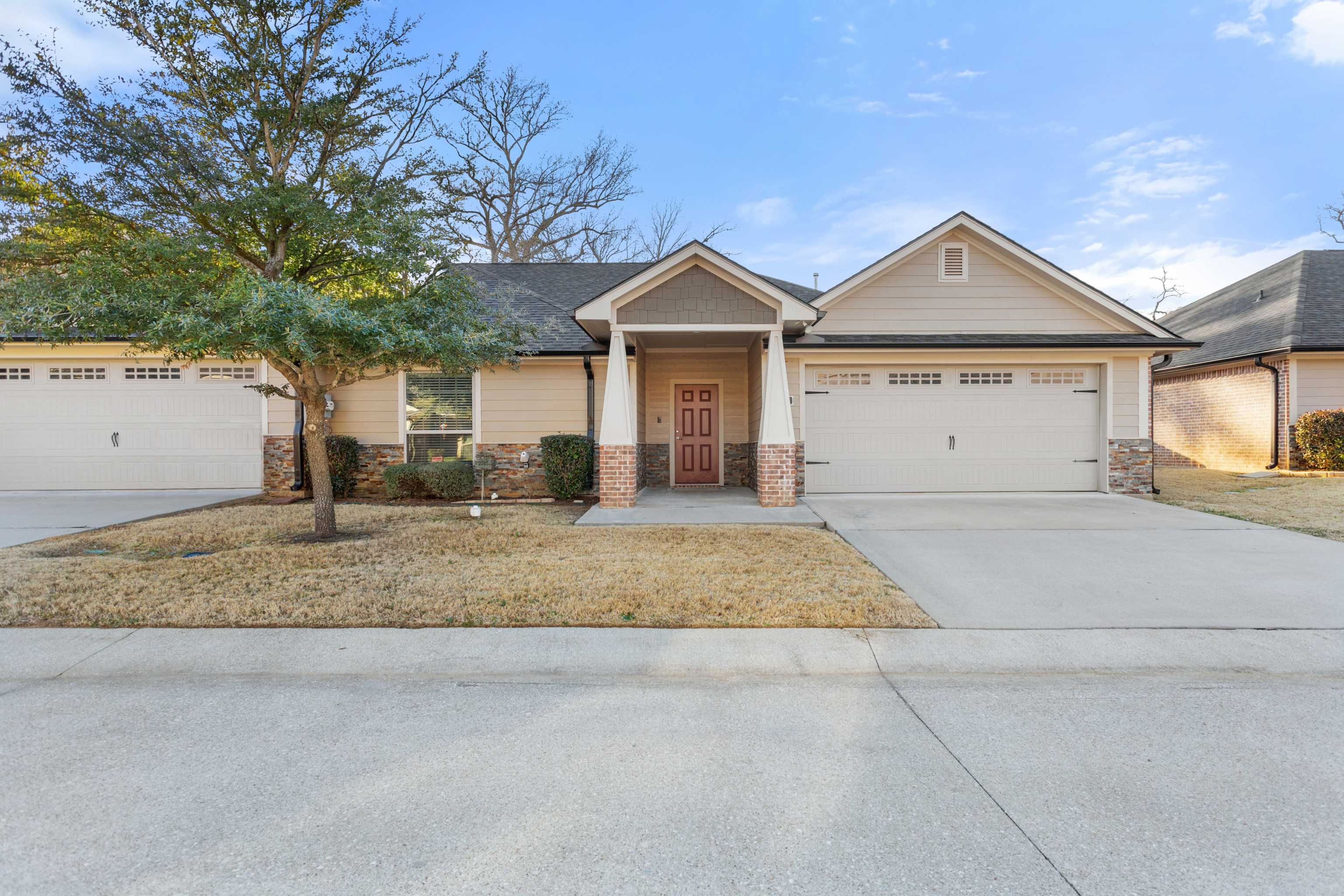 815 E Grande Blvd building d 104, Tyler, TX 75703, USA  | Condominium