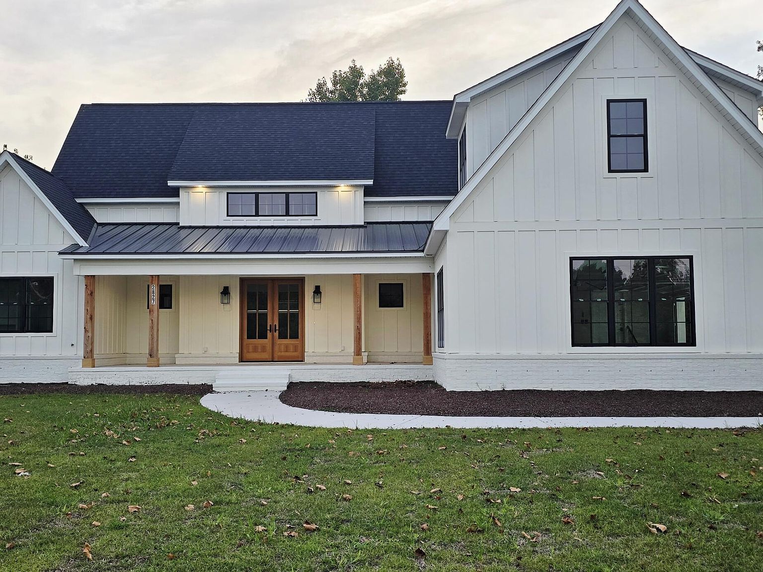 2827 Landing Cir Grimesland, NC 27837 - Thumbnail 2