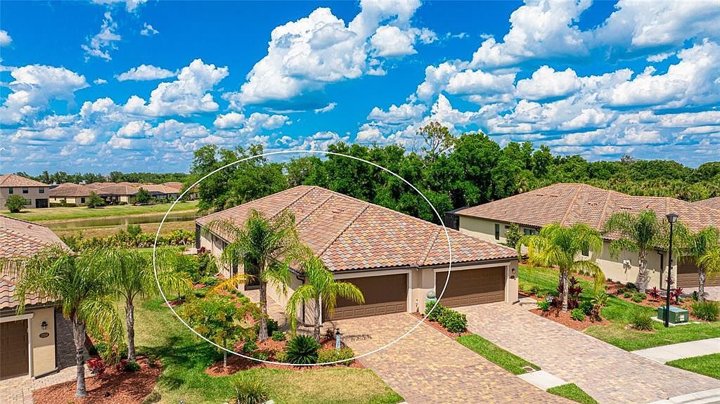 12319 Amica Loop Venice, FL 34293 - Thumbnail 2