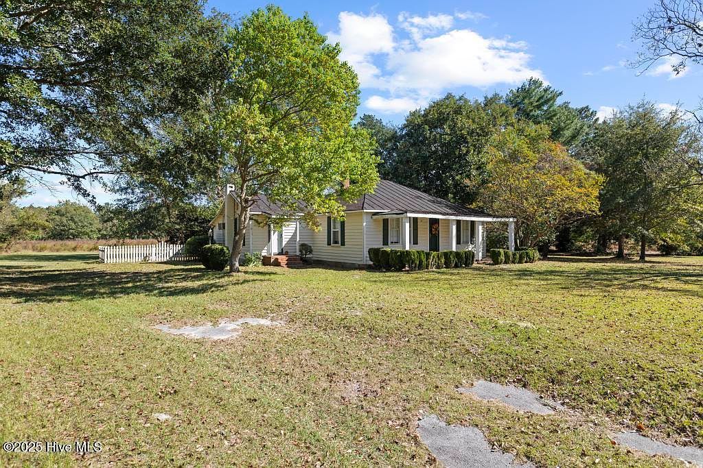 161 Church Rd Pink Hill, NC 28572 - Thumbnail 2