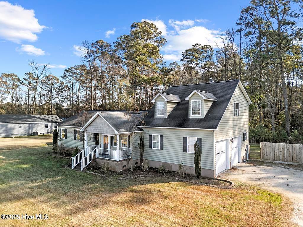 4161 Middle Rd Trenton, NC 28585 - Thumbnail 2