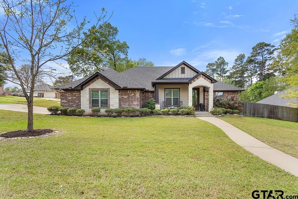 14420 Cedarwood Cir Tyler, TX 75703  | Single Family