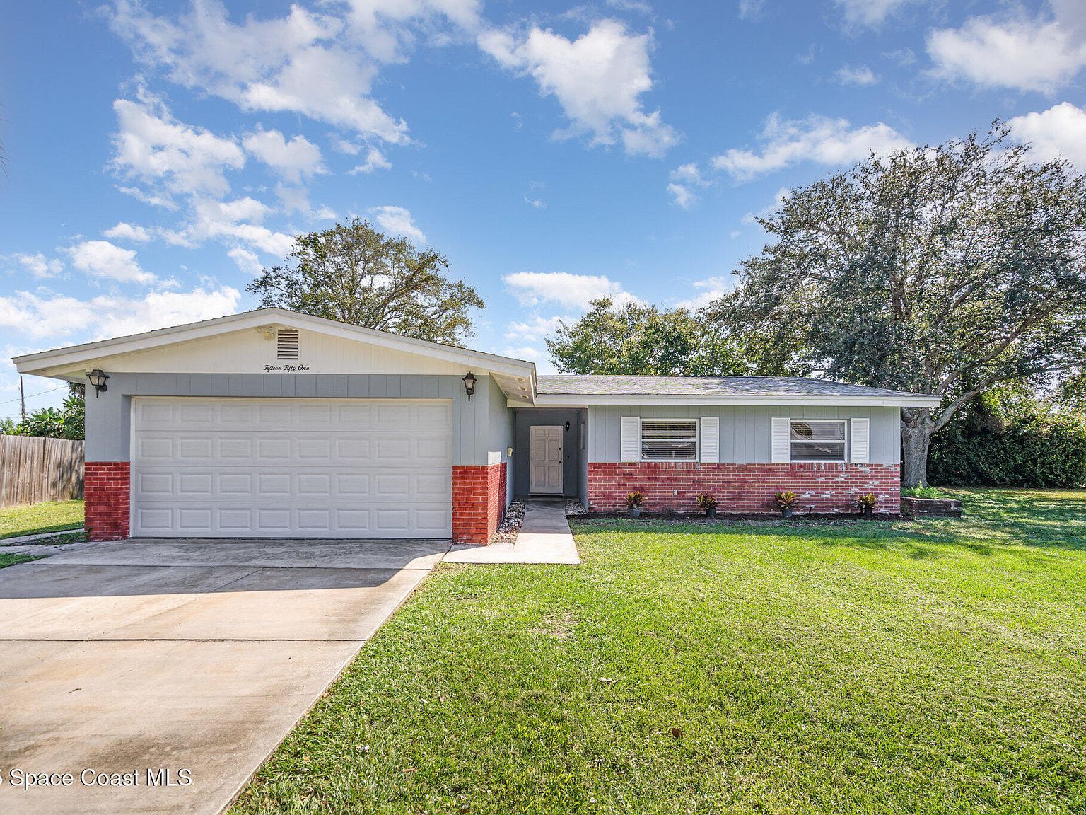 1551 Caribbean Cir Melbourne, FL 32935 - Thumbnail 2