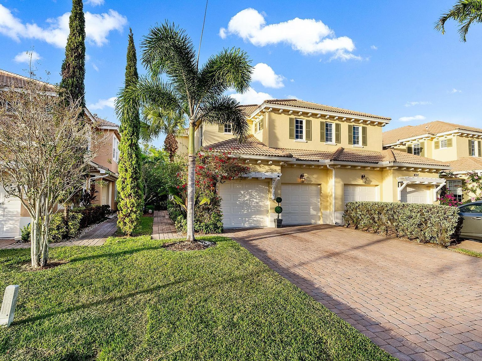 4715 Cadiz Cir Palm Beach Gardens, FL 33418 - Thumbnail 2