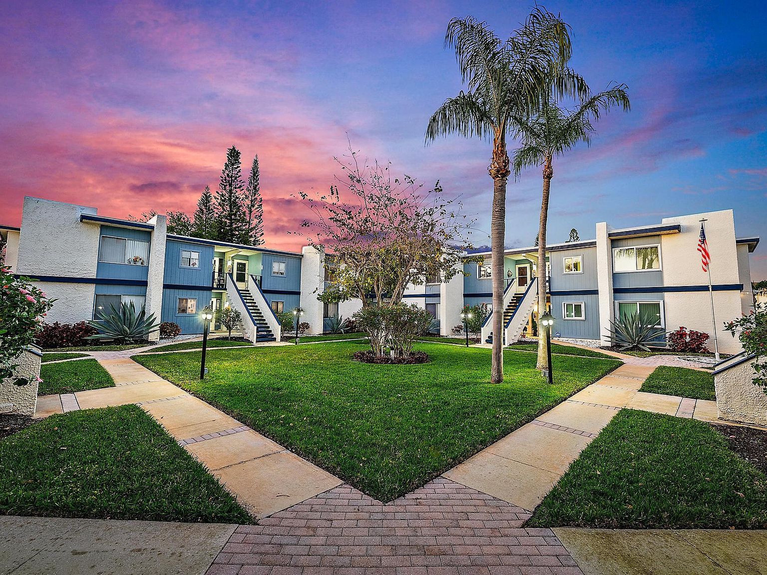 1561 NE 12th Ter APT C14 Jensen Beach, FL 34957 - Thumbnail 2