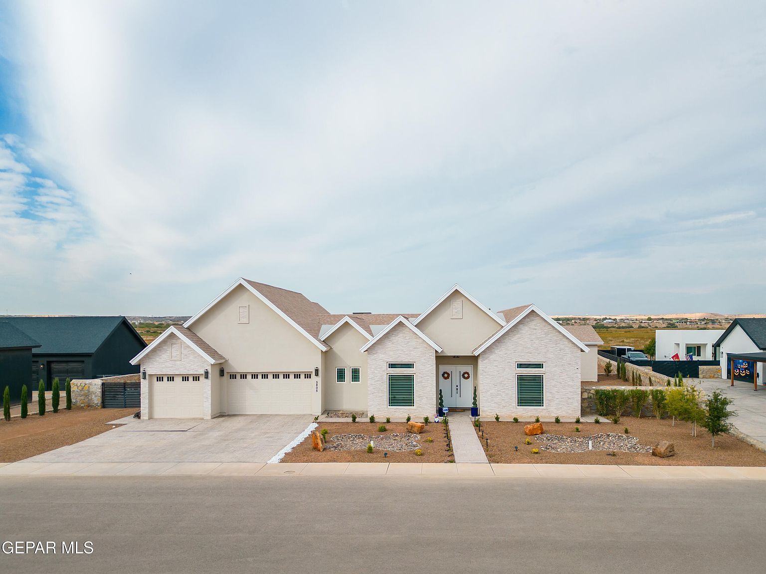 5805 Hidden Village Ct El Paso, TX 79932 - Thumbnail 2