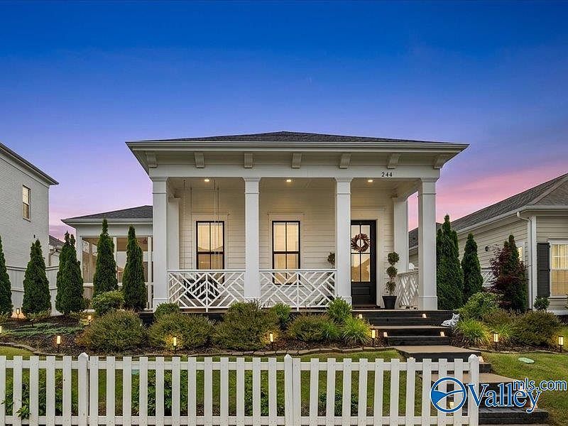 244 Farmhouse Dr Madison, AL 35757  | Single Family
