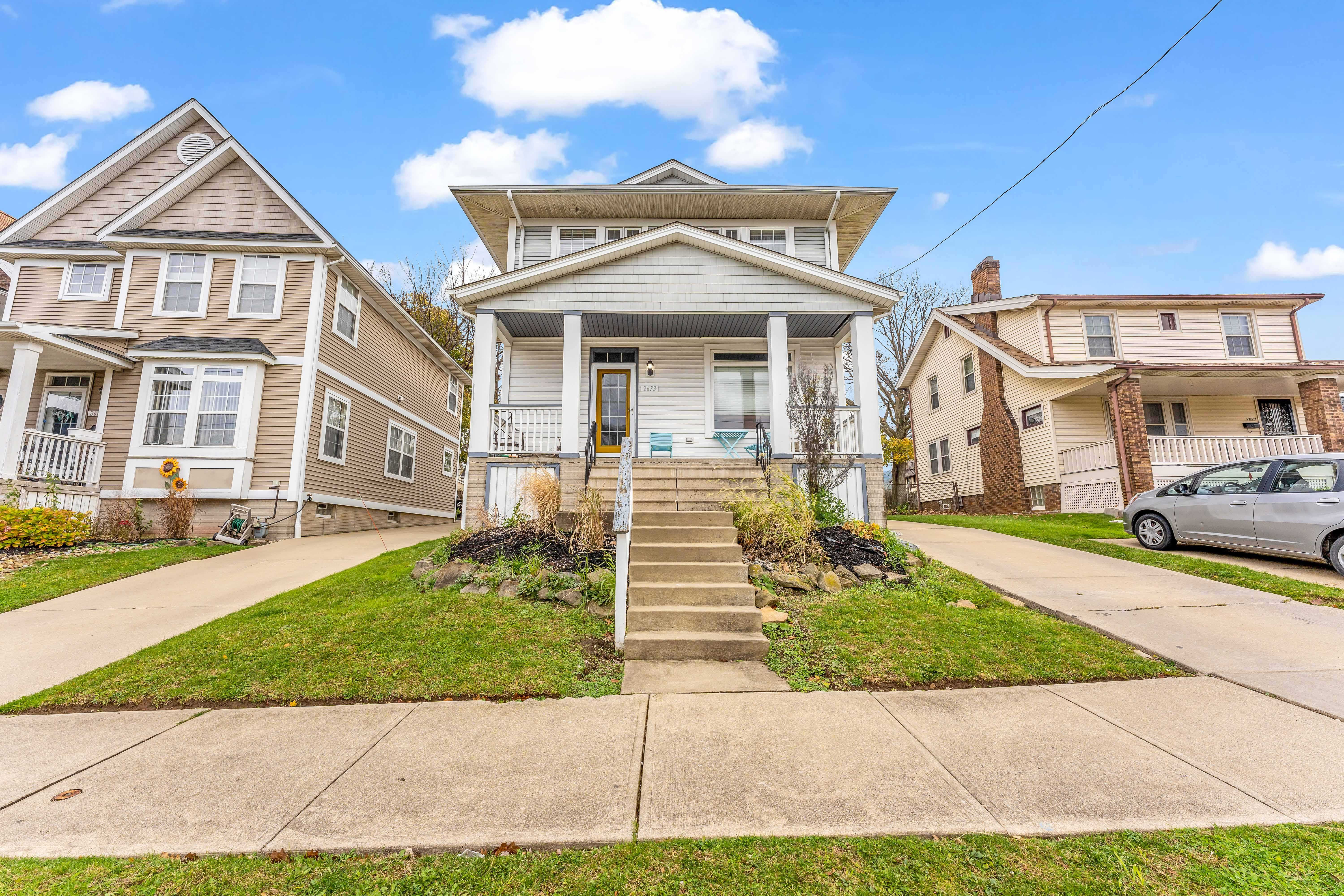 2673 East 115th Street, Cleveland, OH, USA, 44104 - Thumbnail 2