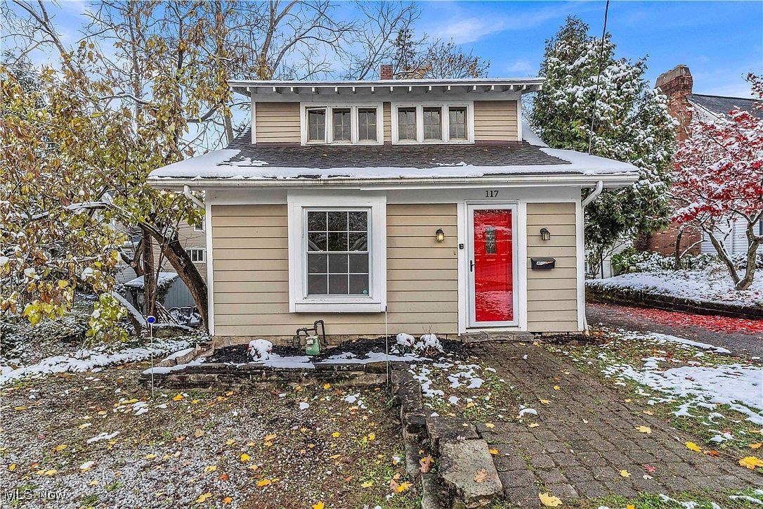 117 Cleveland St Chagrin Falls, OH 44022 - Thumbnail 2