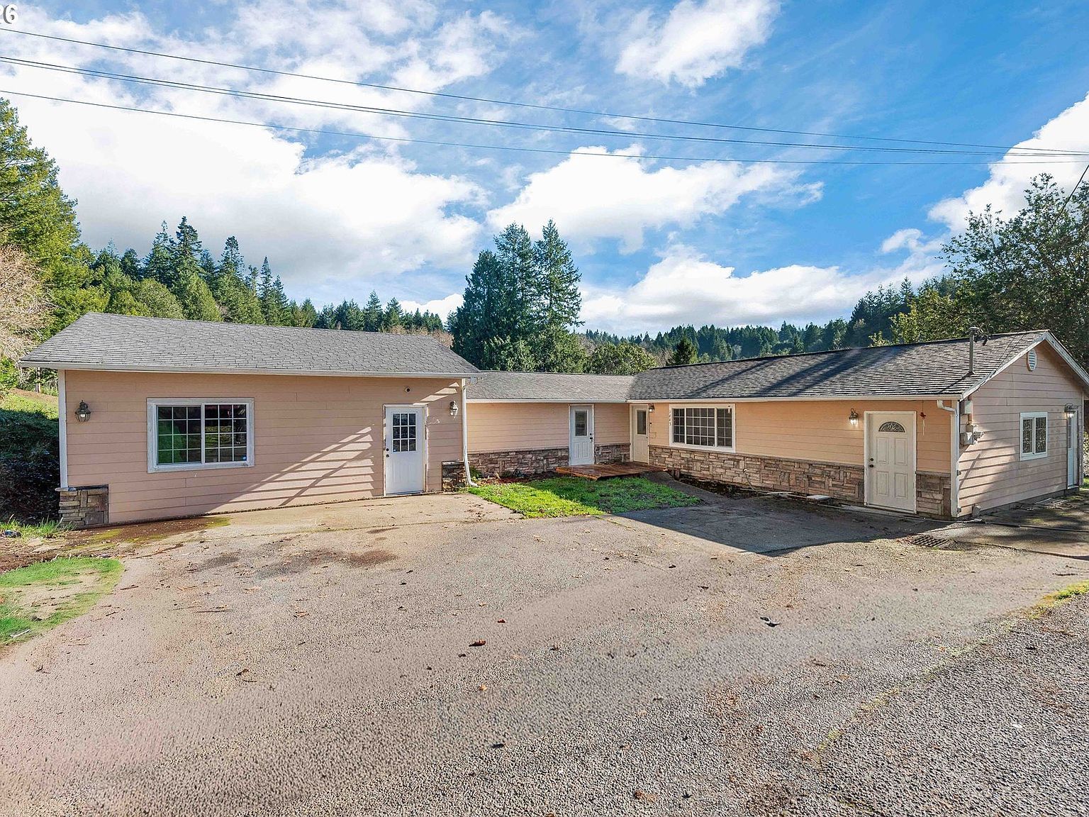 1643 Shelley Rd Coquille, OR 97423, 97423
