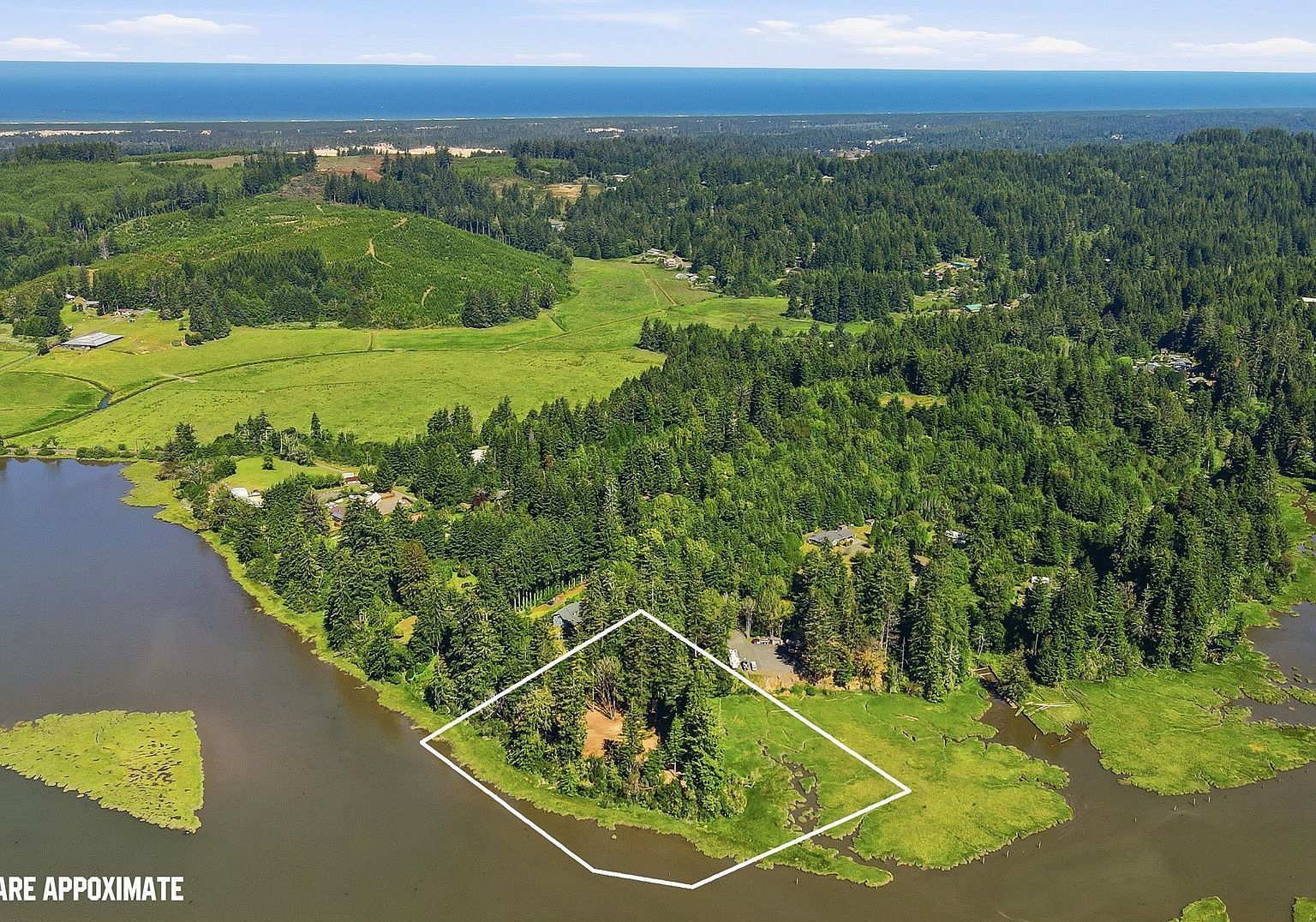93808 Hollow Stump Ln North Bend, OR 97459, 97459