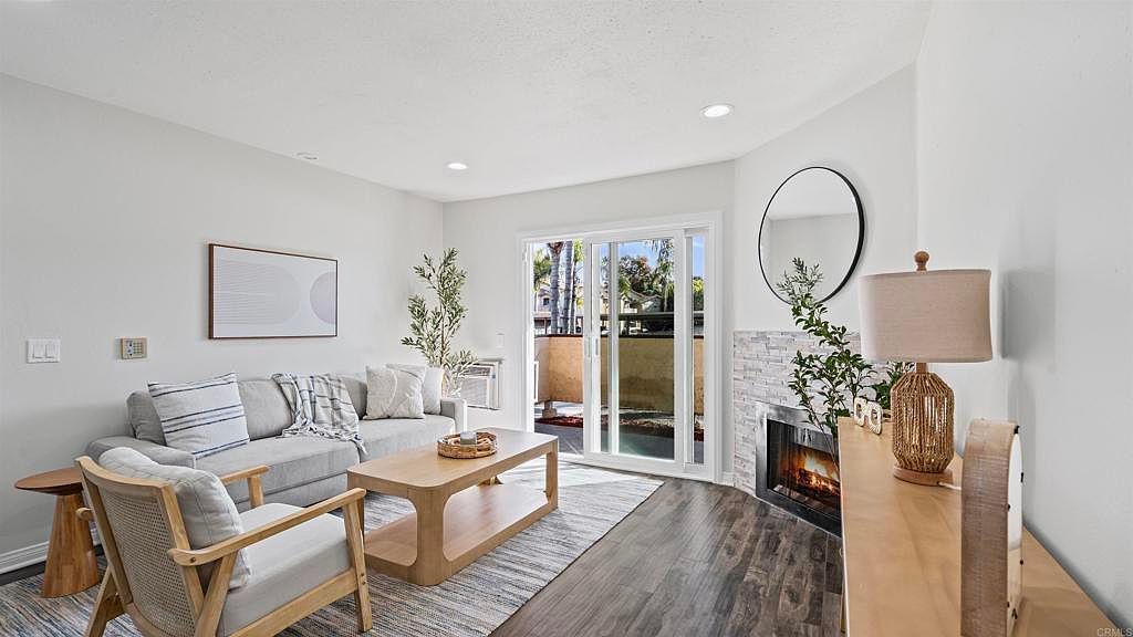 210 Woodland Pkwy UNIT 138 San Marcos, CA 92069 - Thumbnail 2