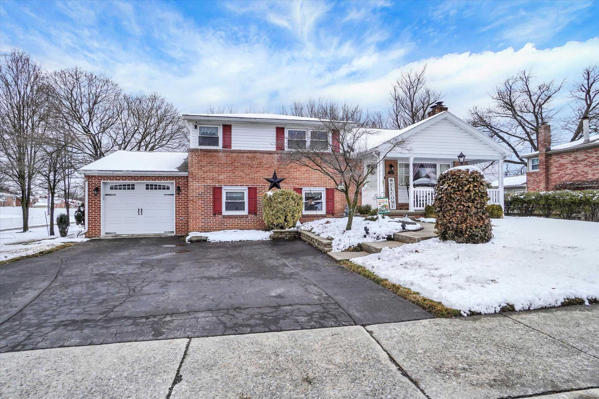 740 Sundale Drive, East York, PA, USA, 17402 - Thumbnail 2