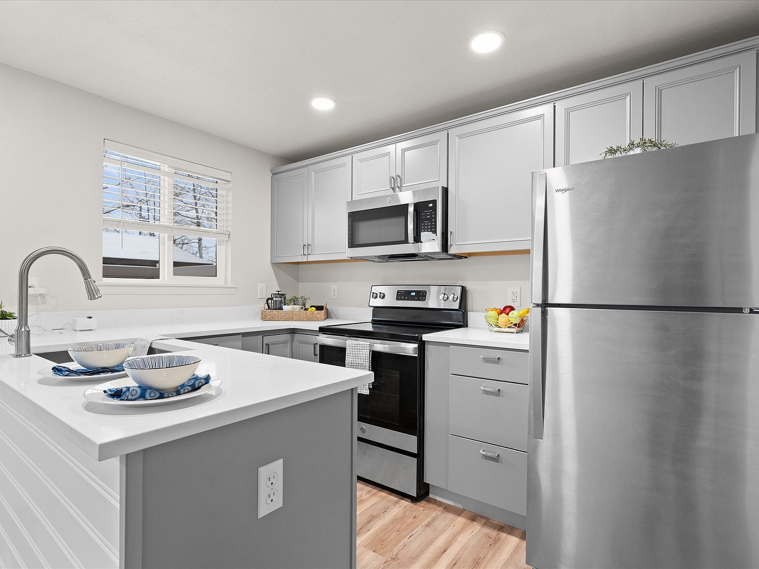 908 2nd St W APT 5 Polson, MT 59860 - Thumbnail 2