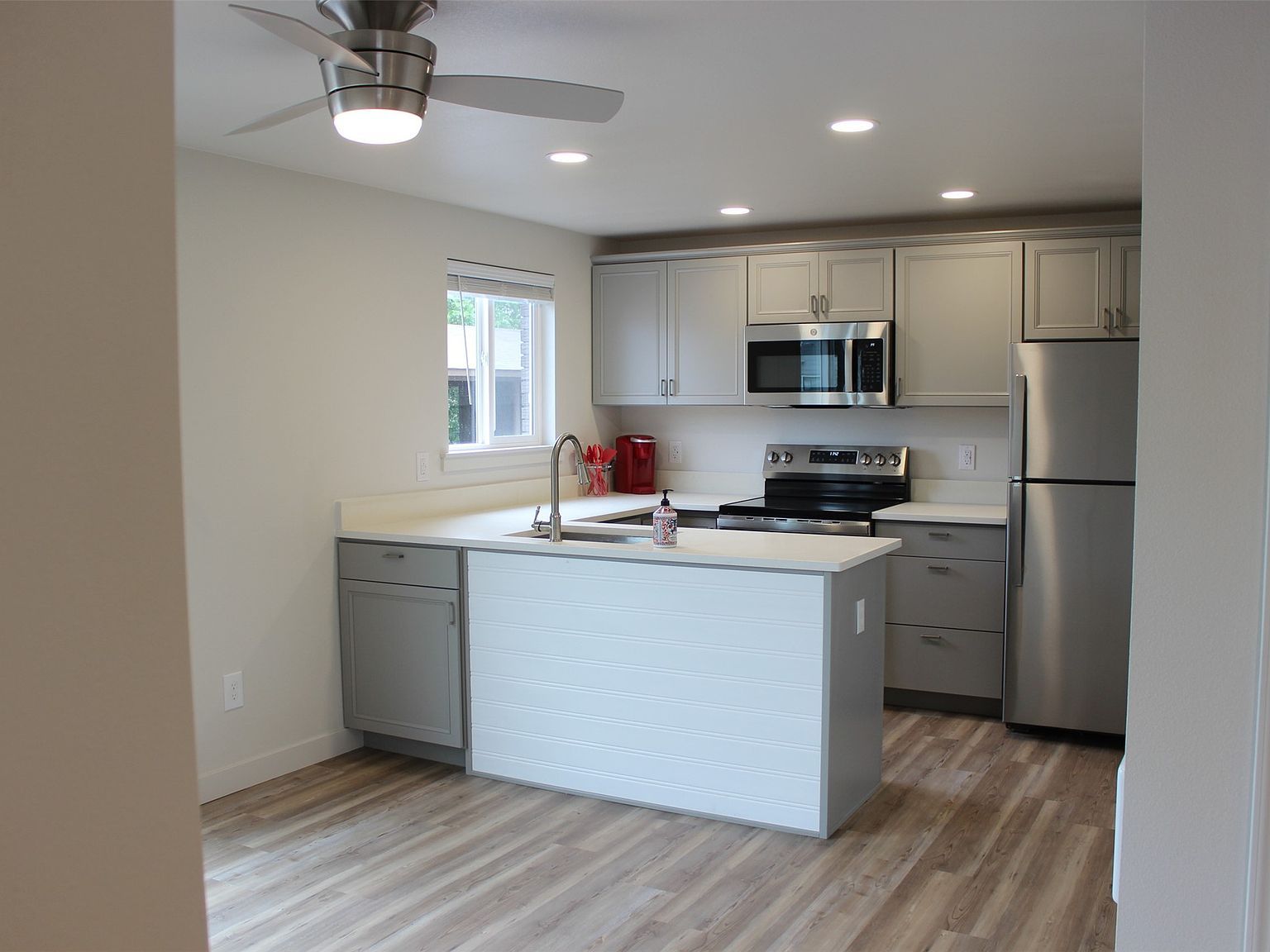 908 2nd St W APT 6 Polson, MT 59860 - Thumbnail 2