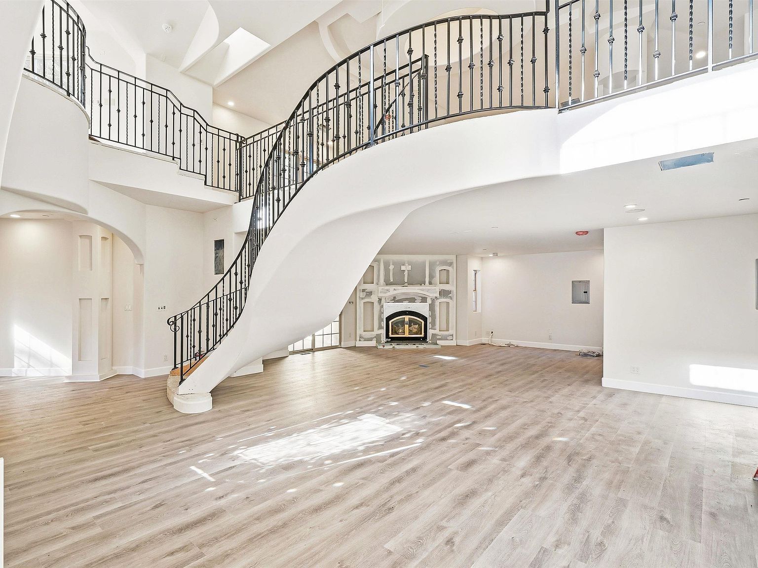 36215 Palomares Rd Castro Valley, CA 94552 - Thumbnail 2