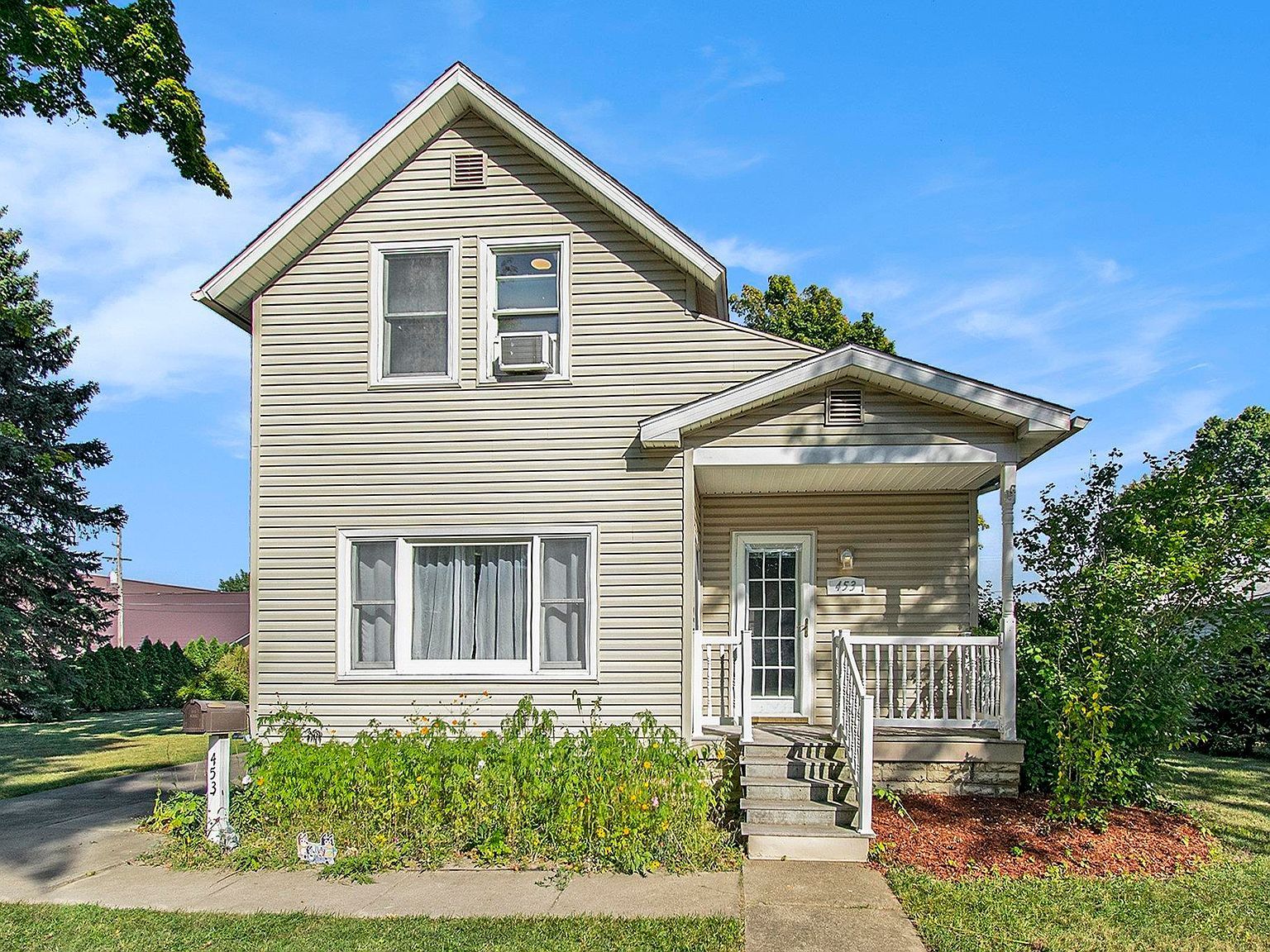 453 N Clark St Nappanee, IN 46550 - Thumbnail 2