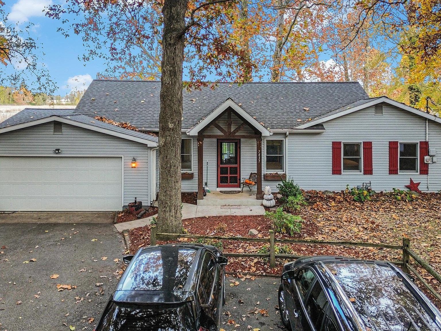 7437 W Snyder Rd Warsaw, IN 46580 - Thumbnail 2