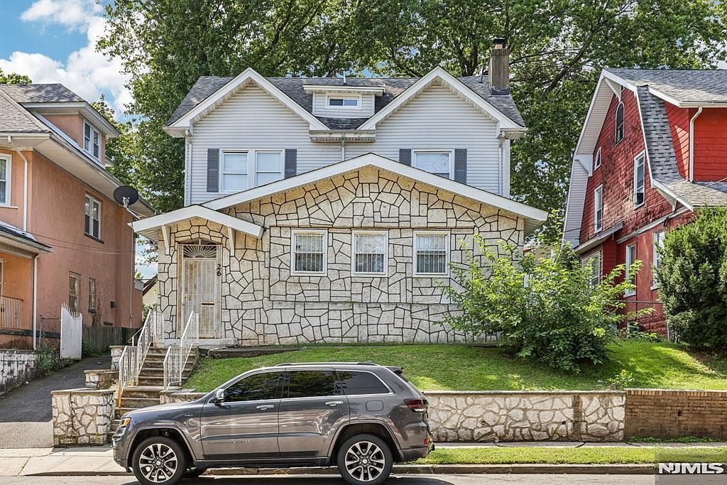 28 Scheerer Ave Newark, NJ 07112 - Thumbnail 2