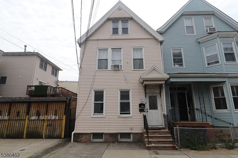 47 Ann St Newark, NJ 07105 - Thumbnail 2