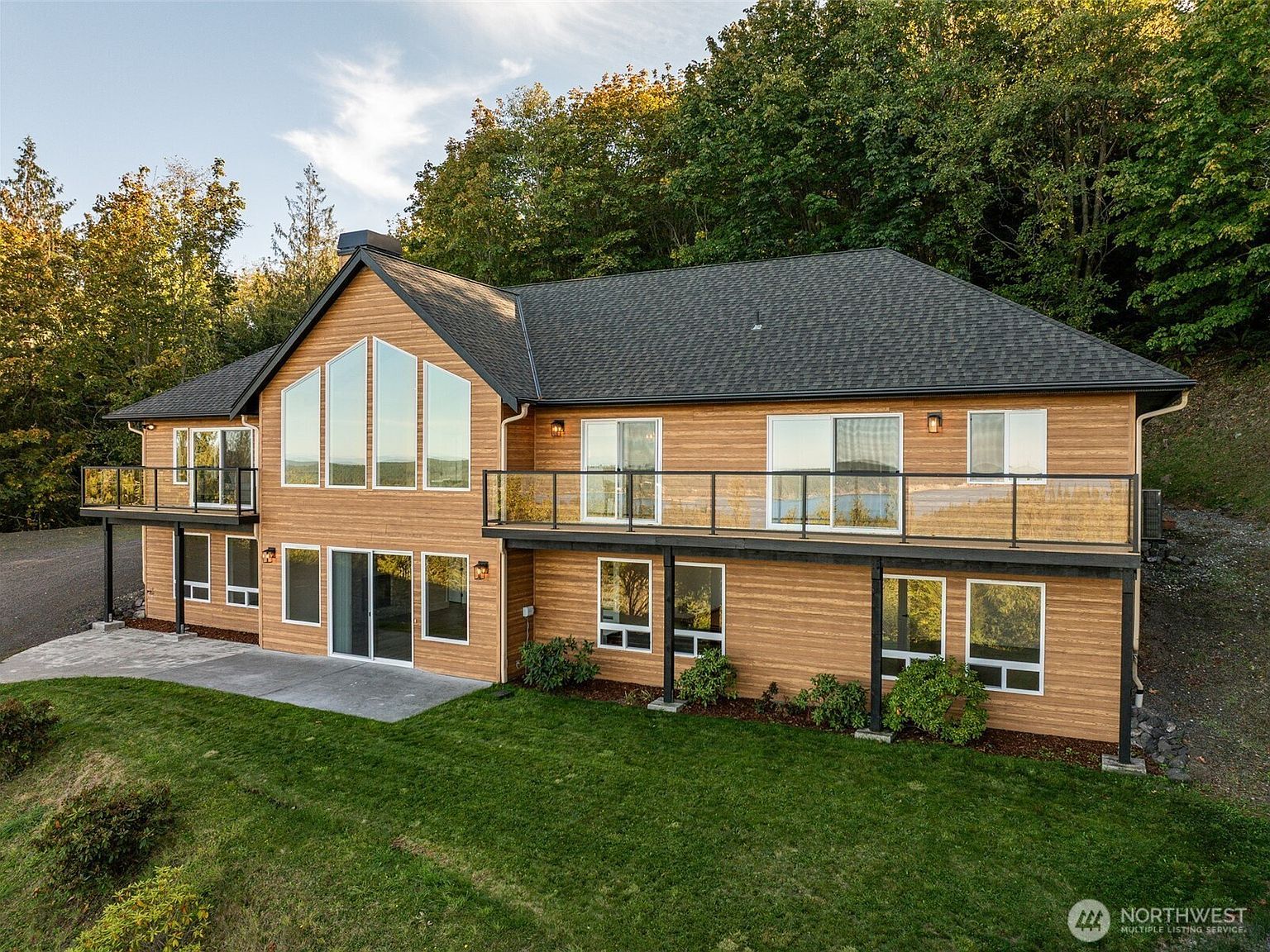 337 Louella Rd Sequim, WA 98382 - Thumbnail 2