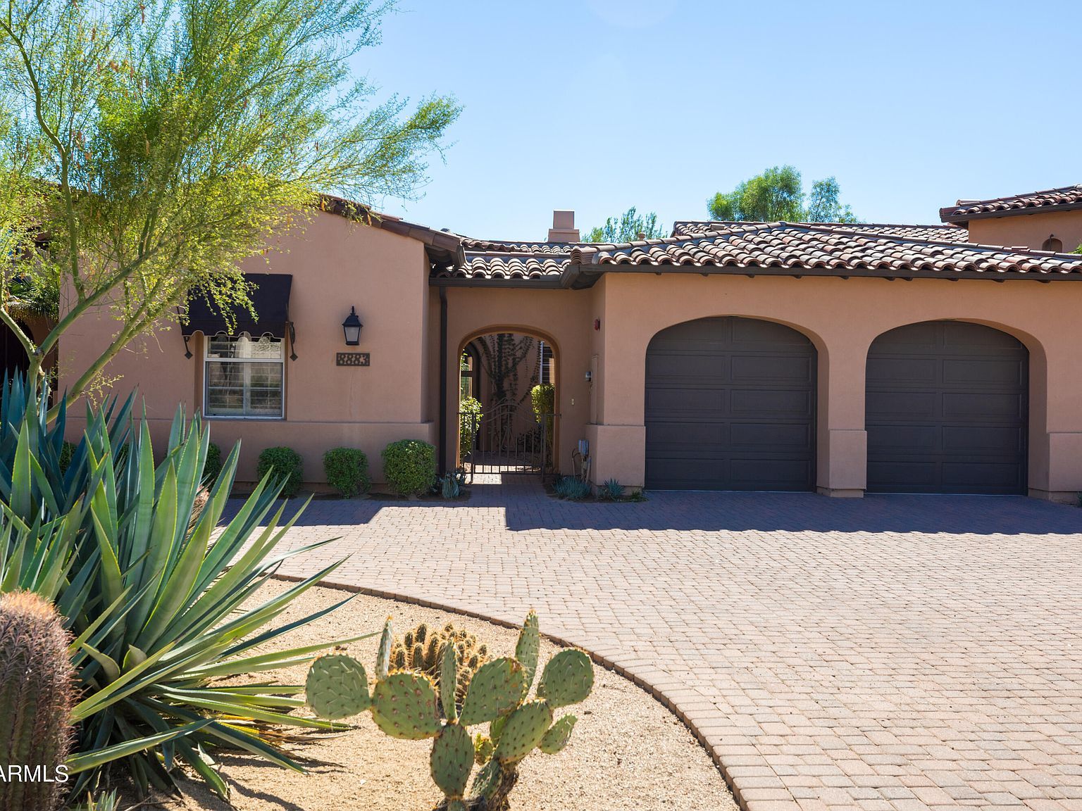 8883 E Mountain Spring Rd Scottsdale, AZ 85255 - Thumbnail 2