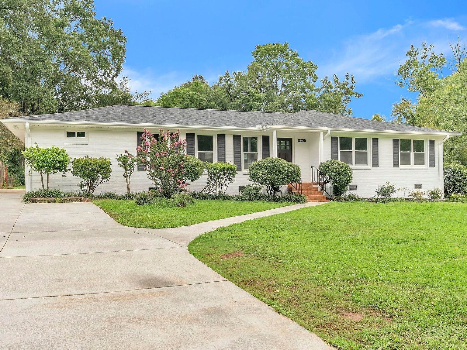 601 Parkins Mill Rd Greenville, SC 29607 - Thumbnail 2