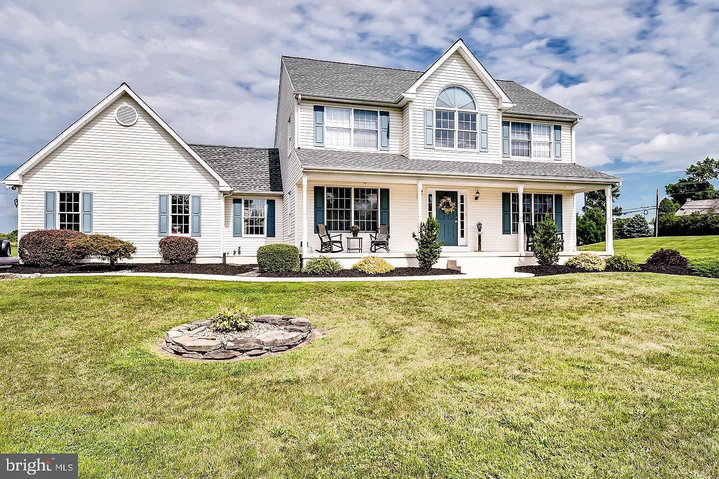 2125 Salford St Harleysville, PA 19438 - Thumbnail 2