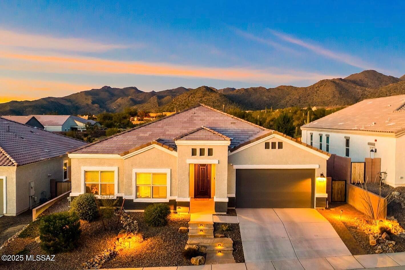 5436 W Beacon Hill Dr Marana, AZ 85658 - Thumbnail 2