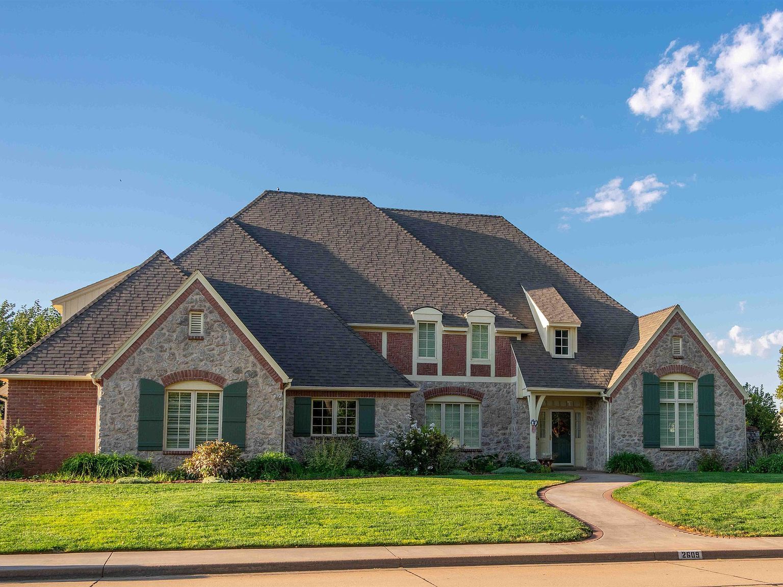 2609 Marymount Enid, OK 73703 - Thumbnail 2