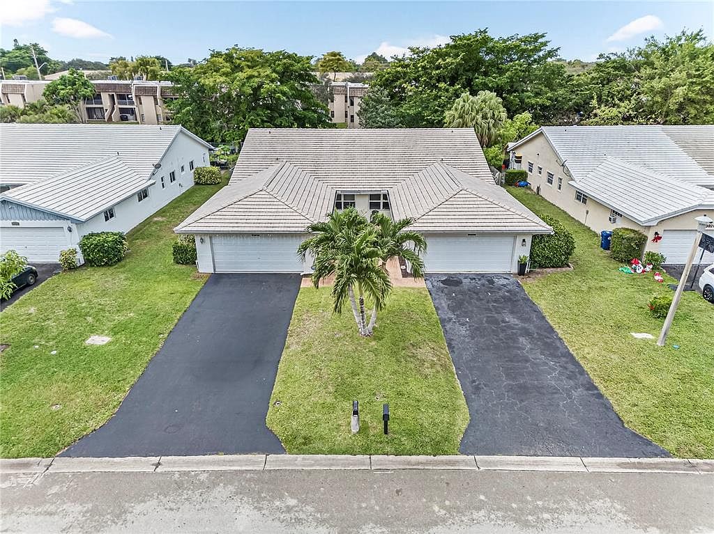 3002 NW 103rd Ln Coral Springs, FL 33065 - Thumbnail 2