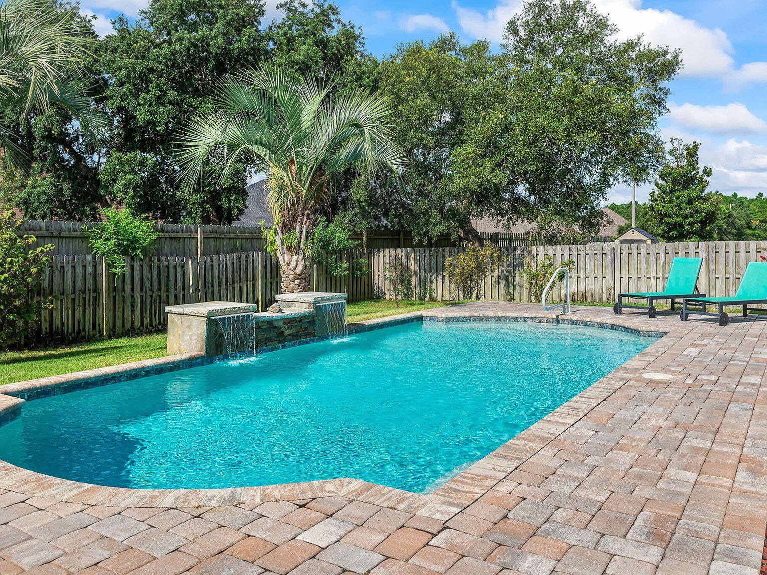 1530 Woodlawn Way Gulf Breeze, FL 32563 - Thumbnail 2