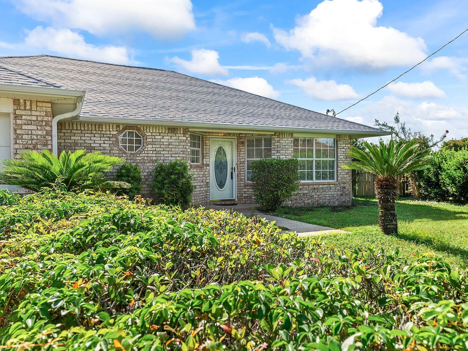 7252 Antoinette Cir Navarre, FL 32566 - Thumbnail 2