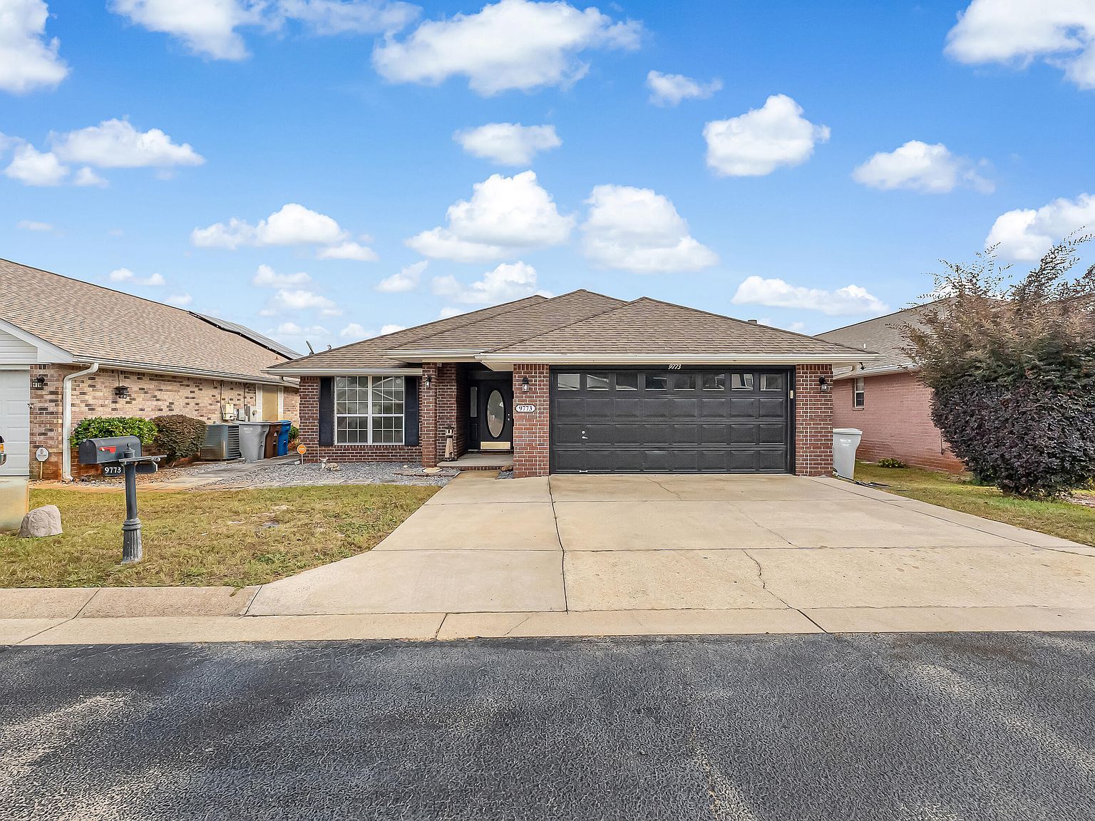 9773 Leeward Way Navarre, FL 32566 - Thumbnail 2