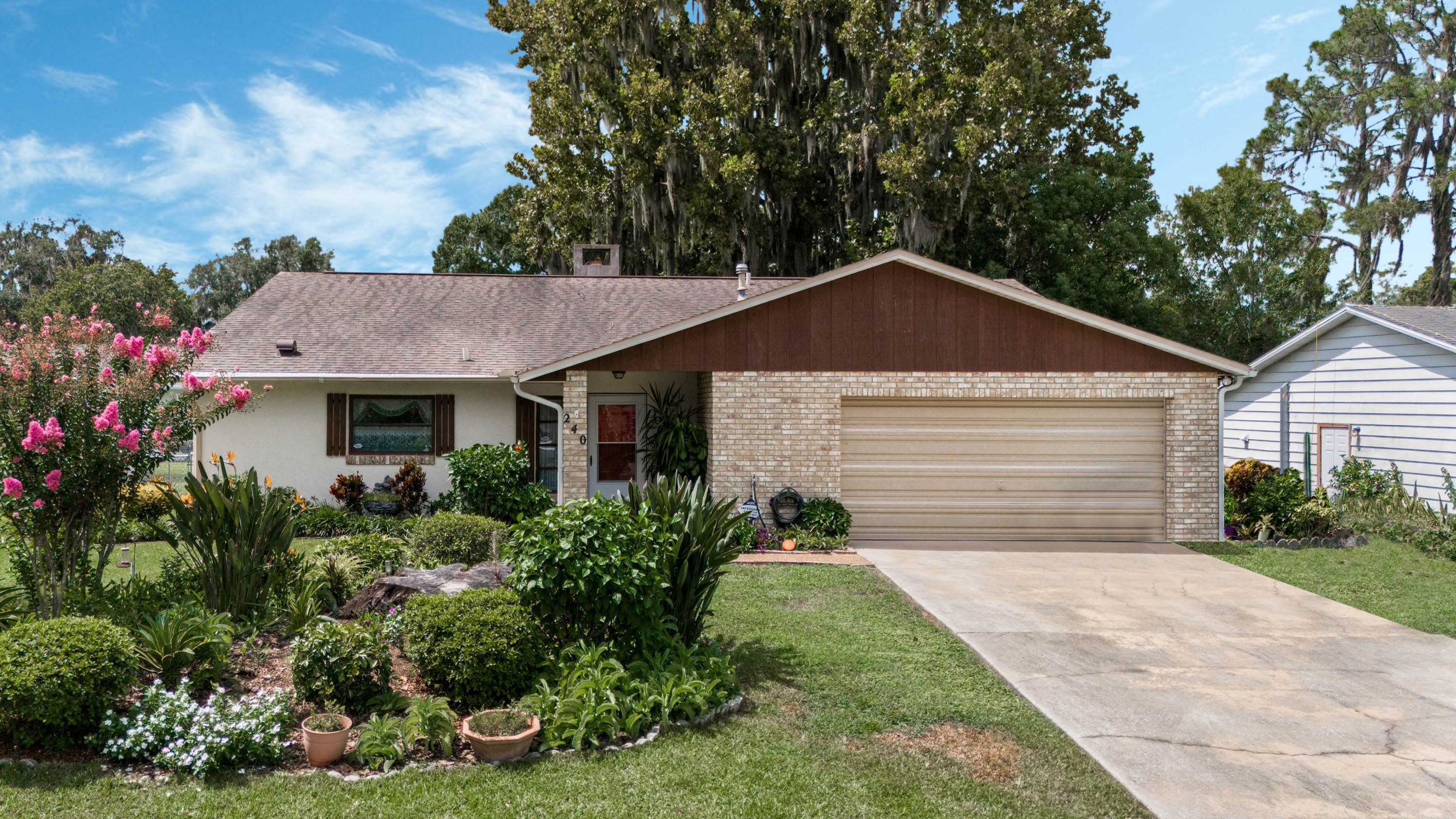 240 Douglas Drive, Eustis, FL, USA, 32726 | Single Family