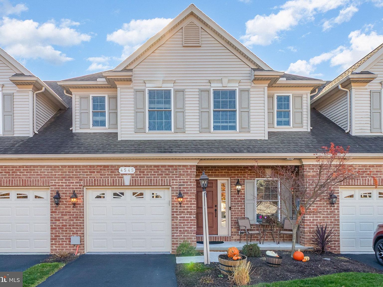 4545 Laurelwood Dr Harrisburg, PA 17110 - Thumbnail 2