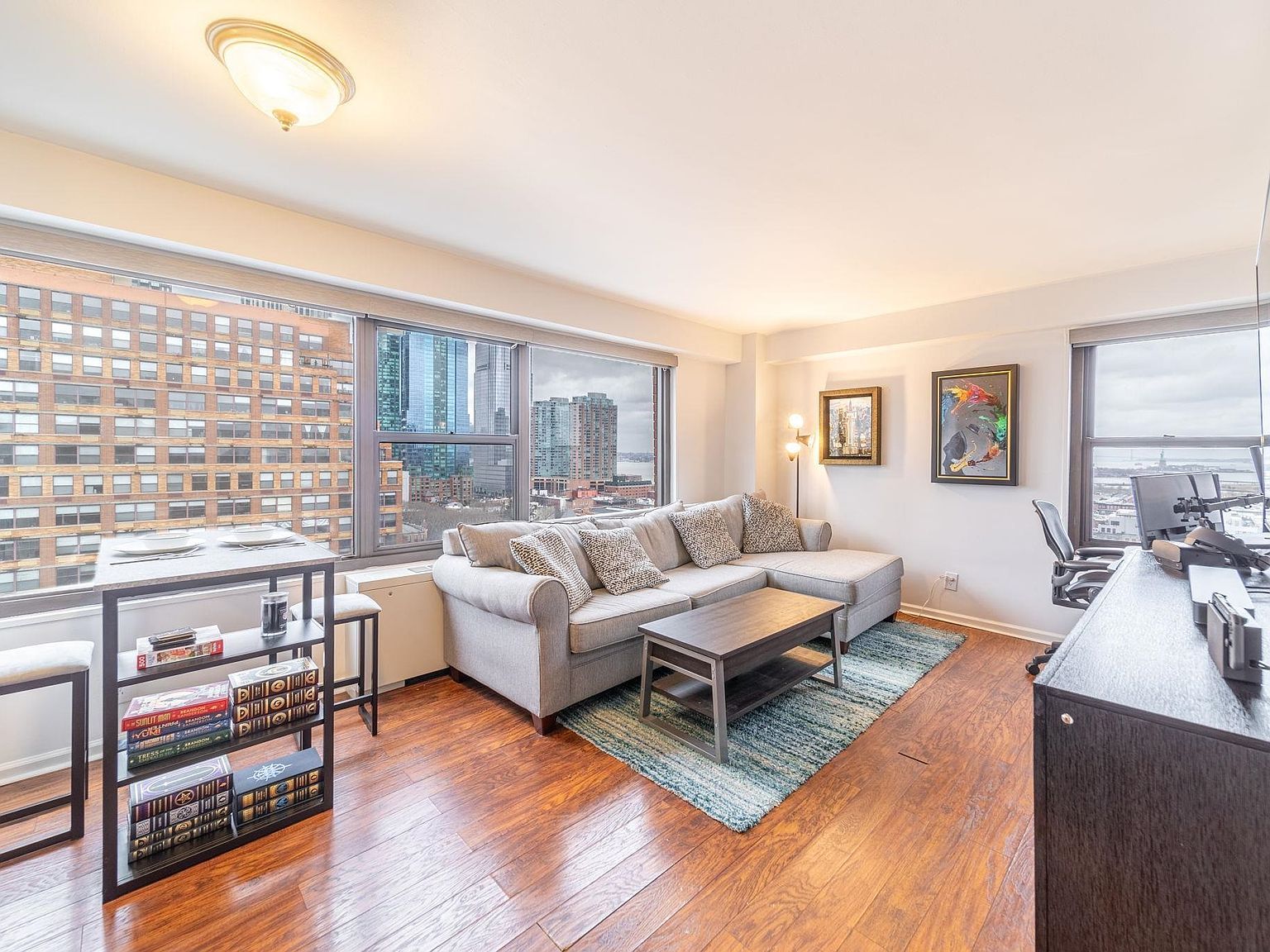 135 Montgomery St APT 20A Jersey City, NJ 07302 - Thumbnail 2