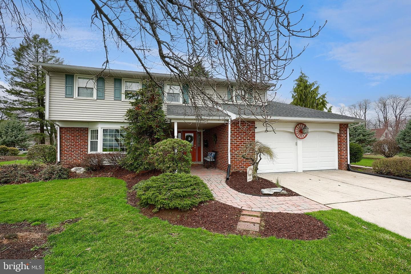 701 Colony Dr Palmyra, PA 17078  | Single Family