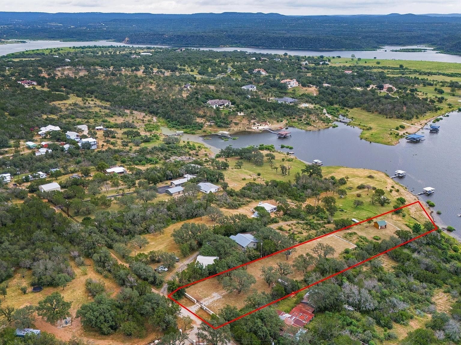 303 Lakeview Dr Spicewood, TX 78669 - Thumbnail 2