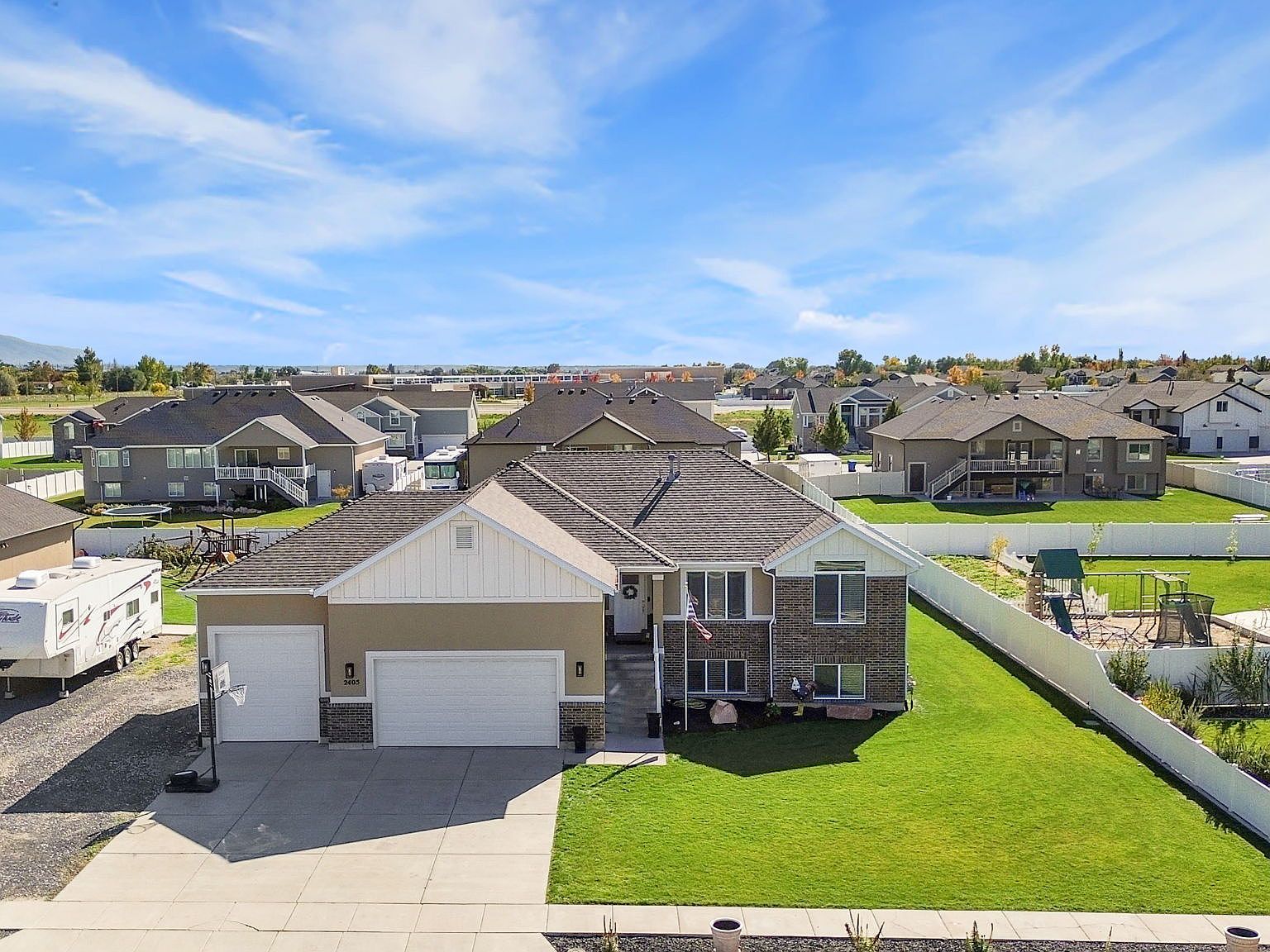 2405 W 2825 N Farr West, UT 84404 - Thumbnail 2