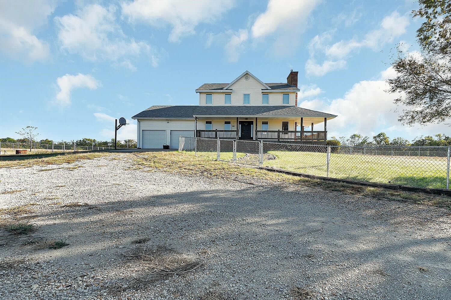 664 E 90th Ave N Belle Plaine, KS 67013 - Thumbnail 2