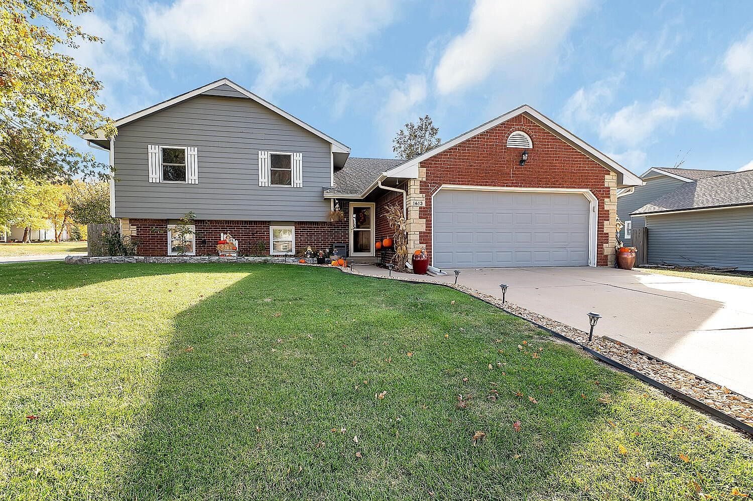 1613 E Horizon Dr Derby, KS 67037 - Thumbnail 2