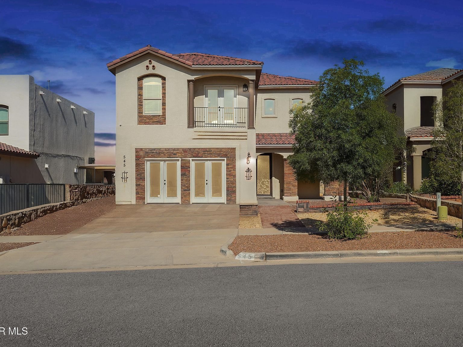 545 Lanner Dr El Paso, TX 79928 - Thumbnail 2