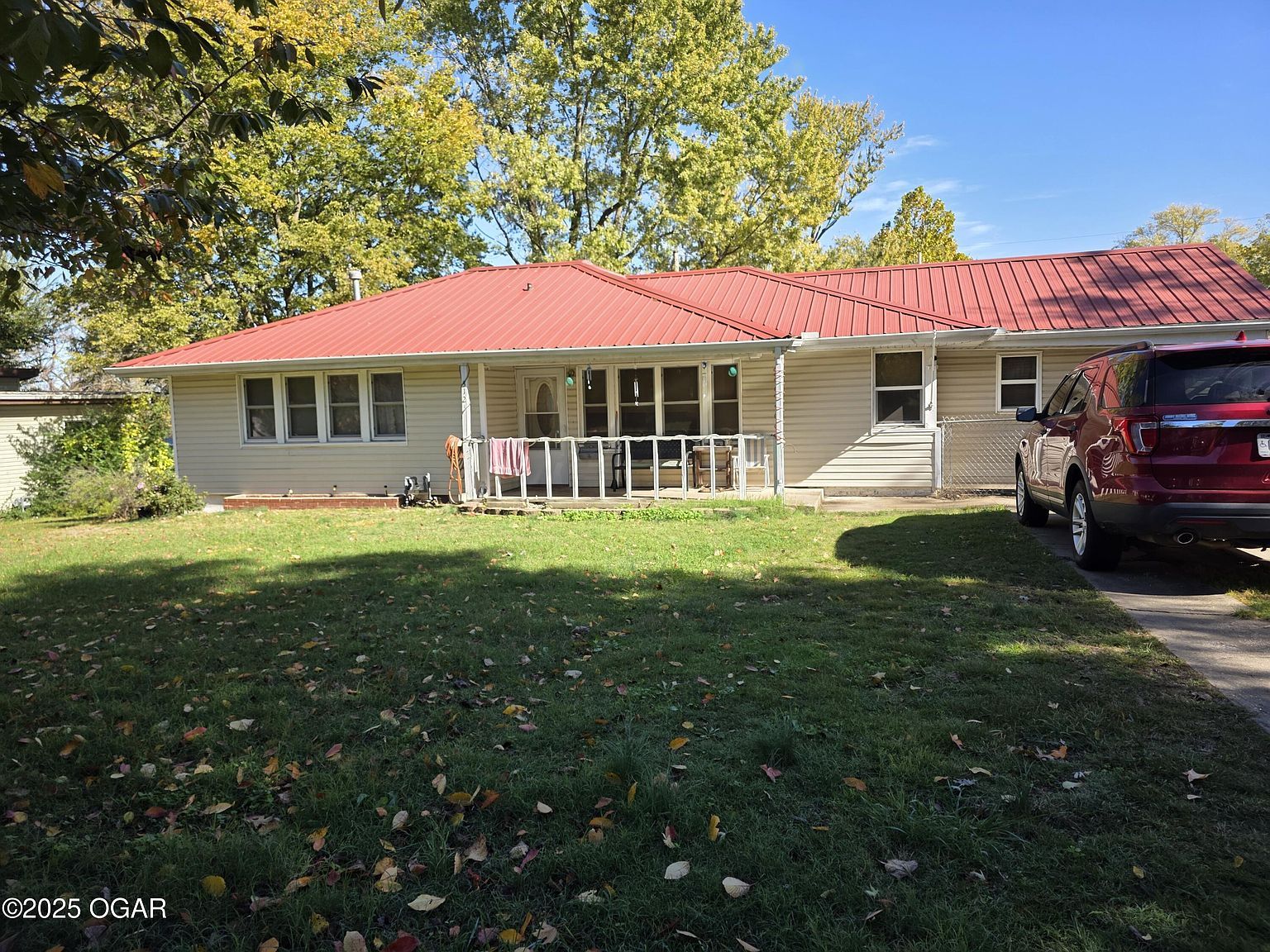 312 S Oak Ave Aurora, MO 65605 - Thumbnail 2